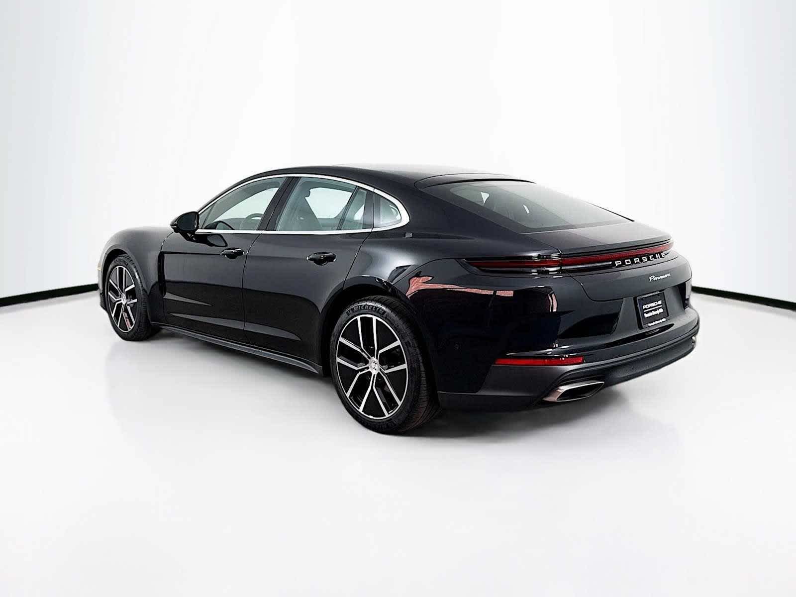 2025 Porsche Panamera Panamera