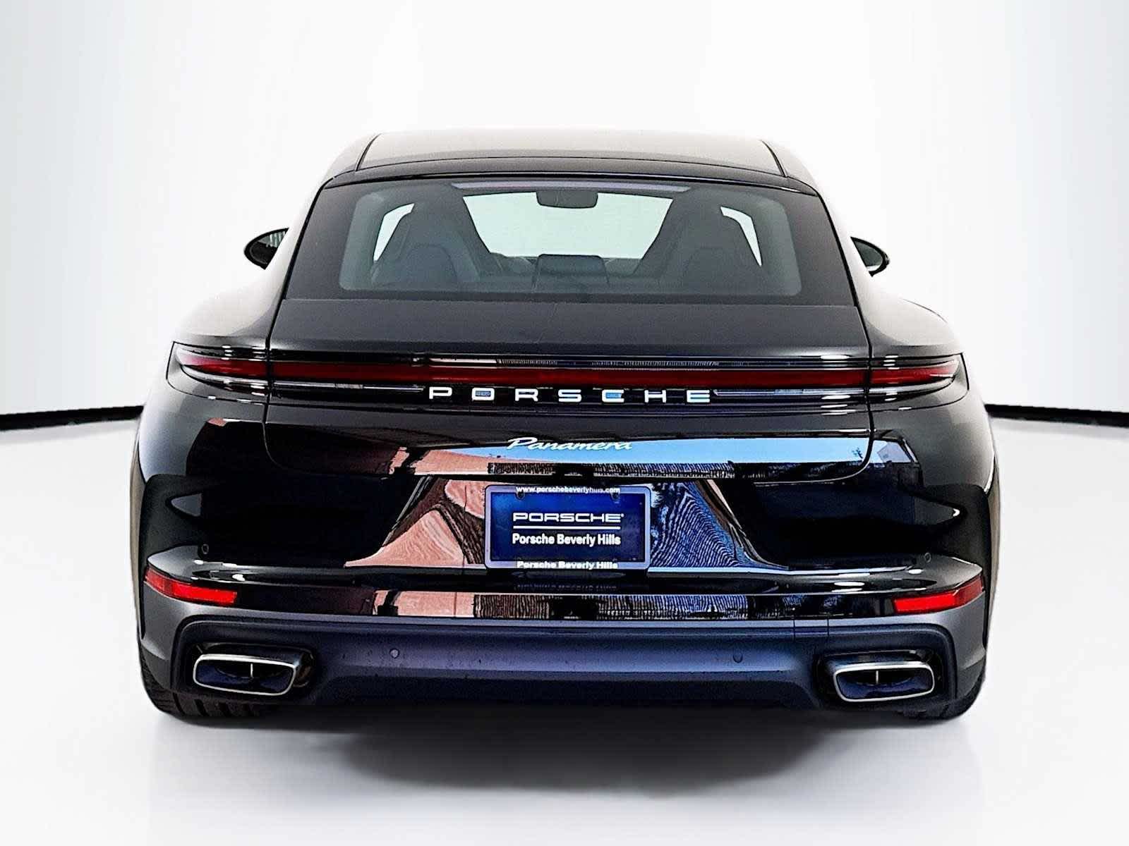 2025 Porsche Panamera Panamera