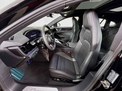 2025 Porsche Panamera RWD