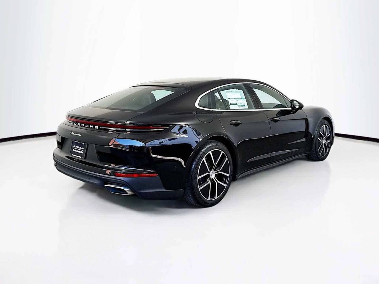 2025 Porsche Panamera RWD