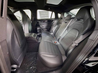 2026 Porsche Panamera RWD