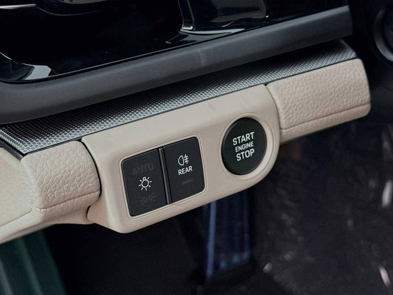 2025 Porsche Panamera RWD