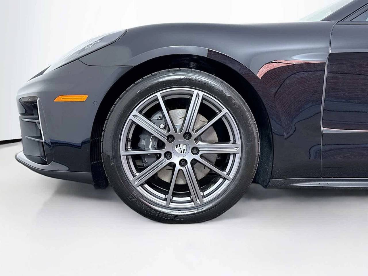 2025 Porsche Panamera RWD