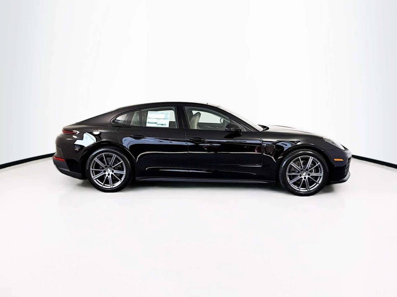 2025 Porsche Panamera RWD