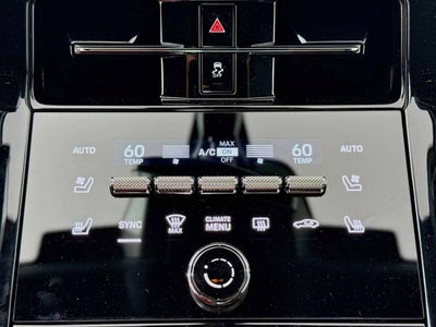 2025 Porsche Panamera 4