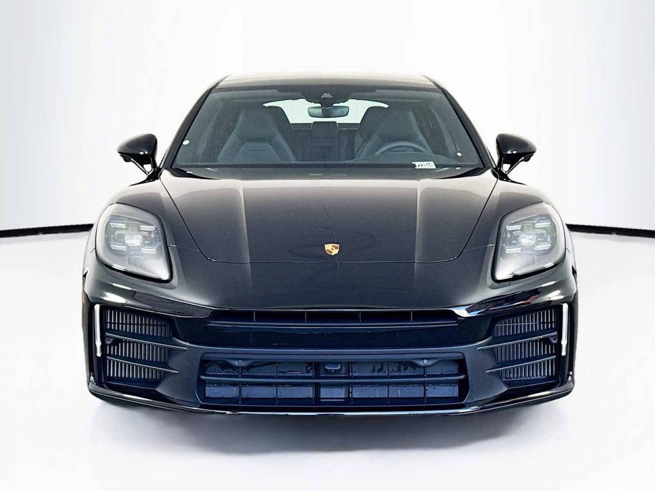 2025 Porsche Panamera 4