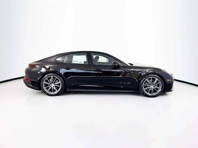2025 Porsche Panamera 4