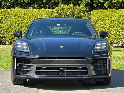 2026 Porsche Panamera Base