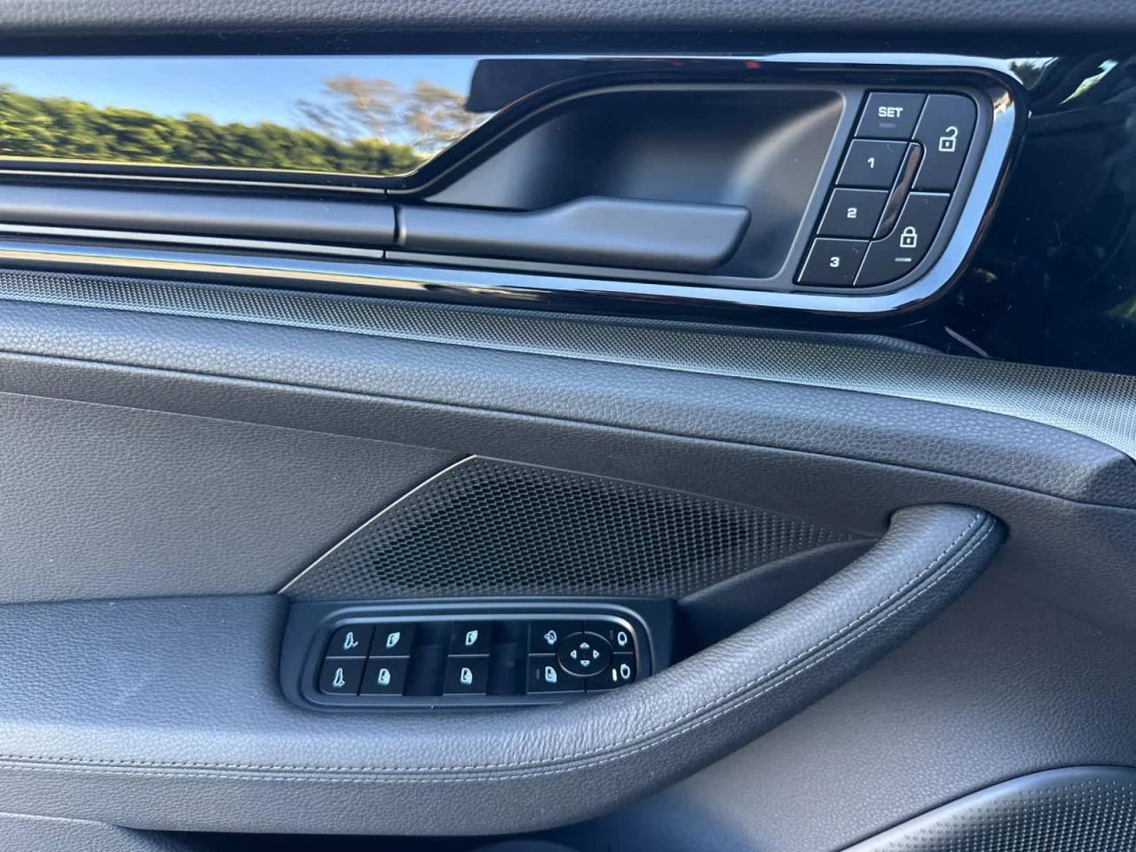 2026 Porsche Panamera Base