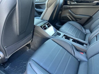 2026 Porsche Panamera Base