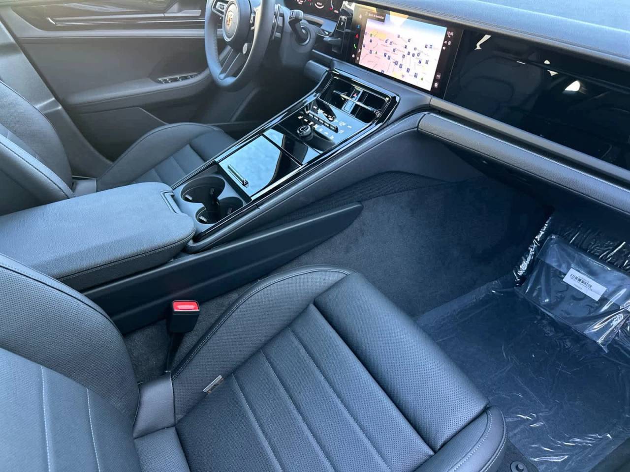 2026 Porsche Panamera Base