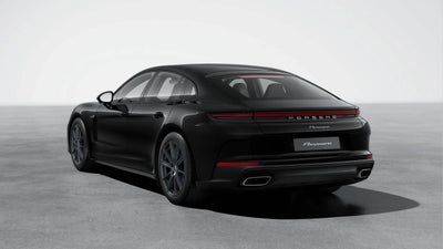 2026 Porsche Panamera RWD