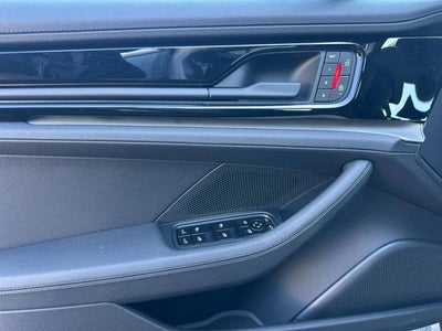 2026 Porsche Panamera Base