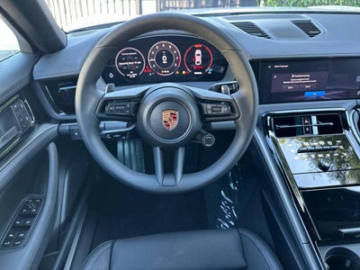 2026 Porsche Panamera Base