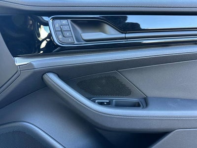 2026 Porsche Panamera Base