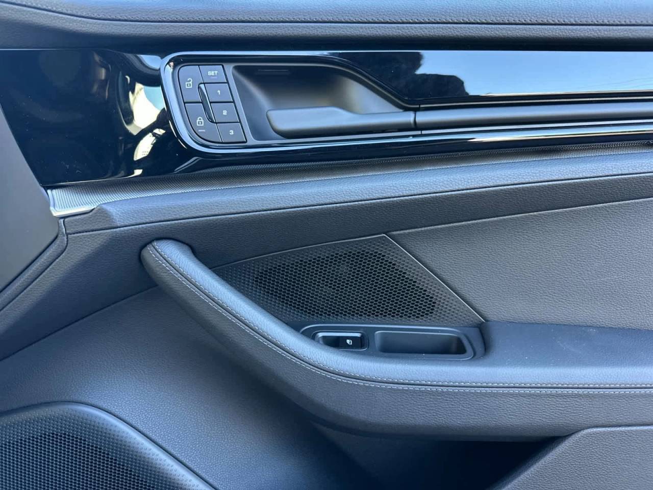 2026 Porsche Panamera Base