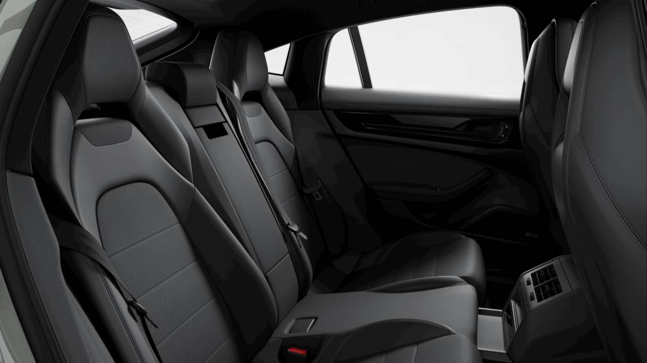 2026 Porsche Panamera Base