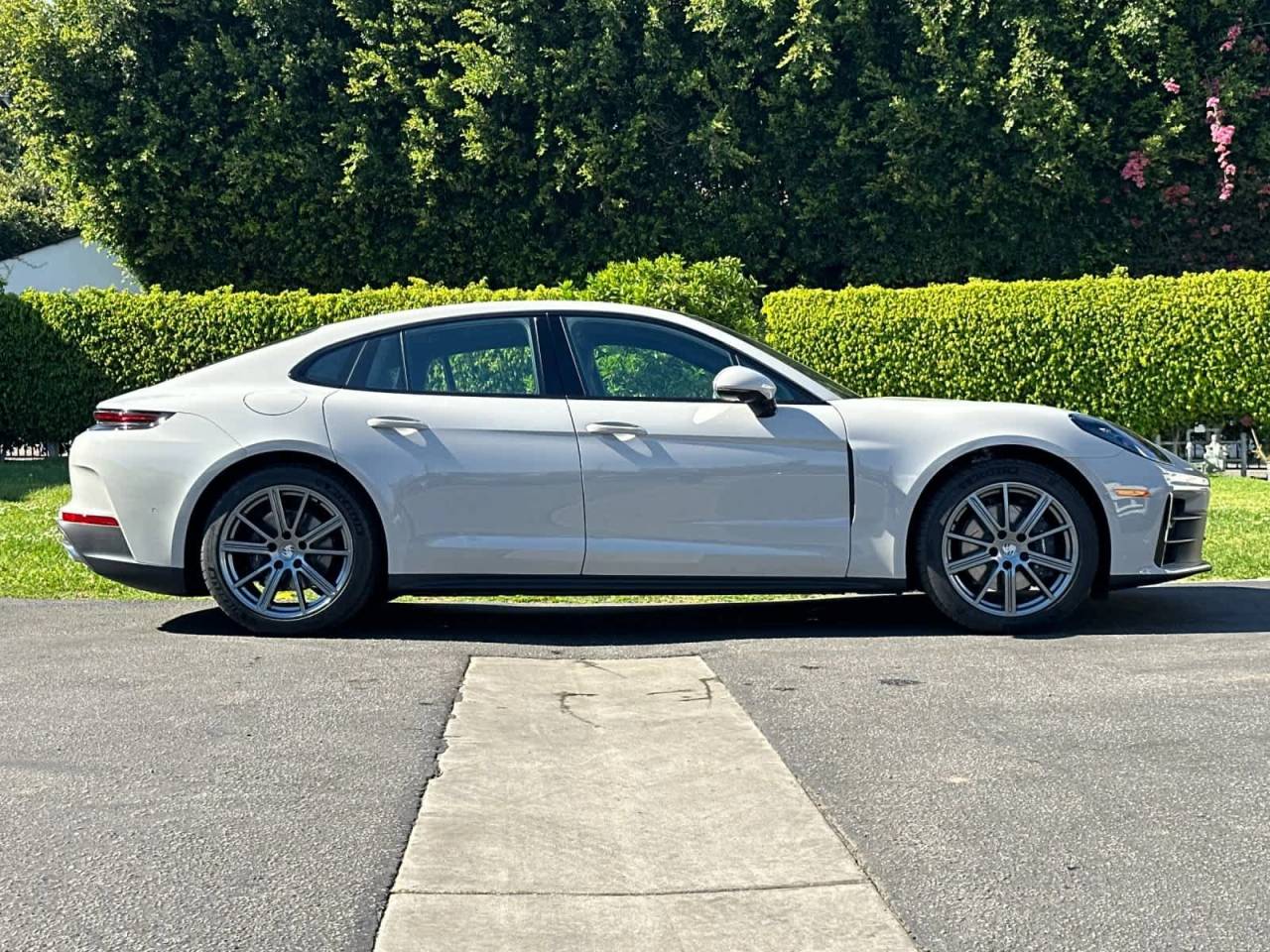 2026 Porsche Panamera Base