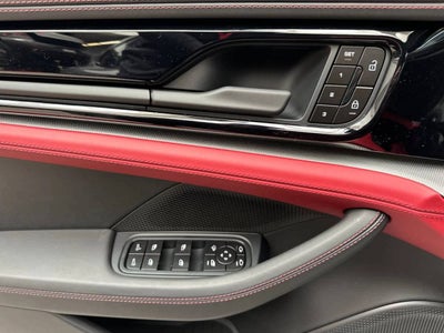 2026 Porsche Panamera Base