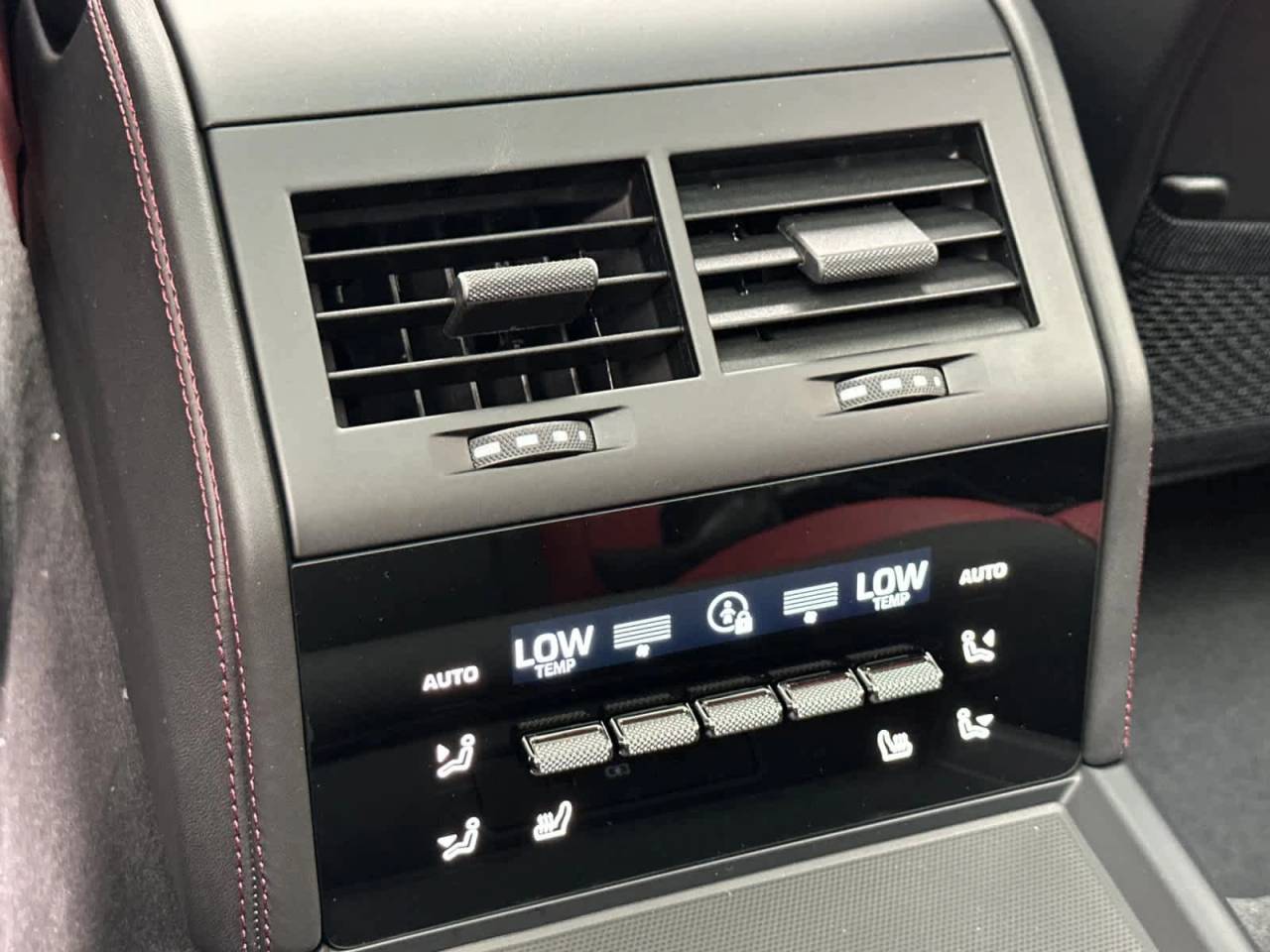 2026 Porsche Panamera Base