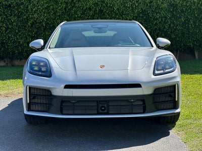 2026 Porsche Panamera Panamera