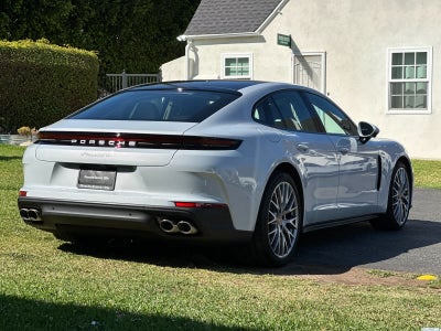 2026 Porsche Panamera Panamera