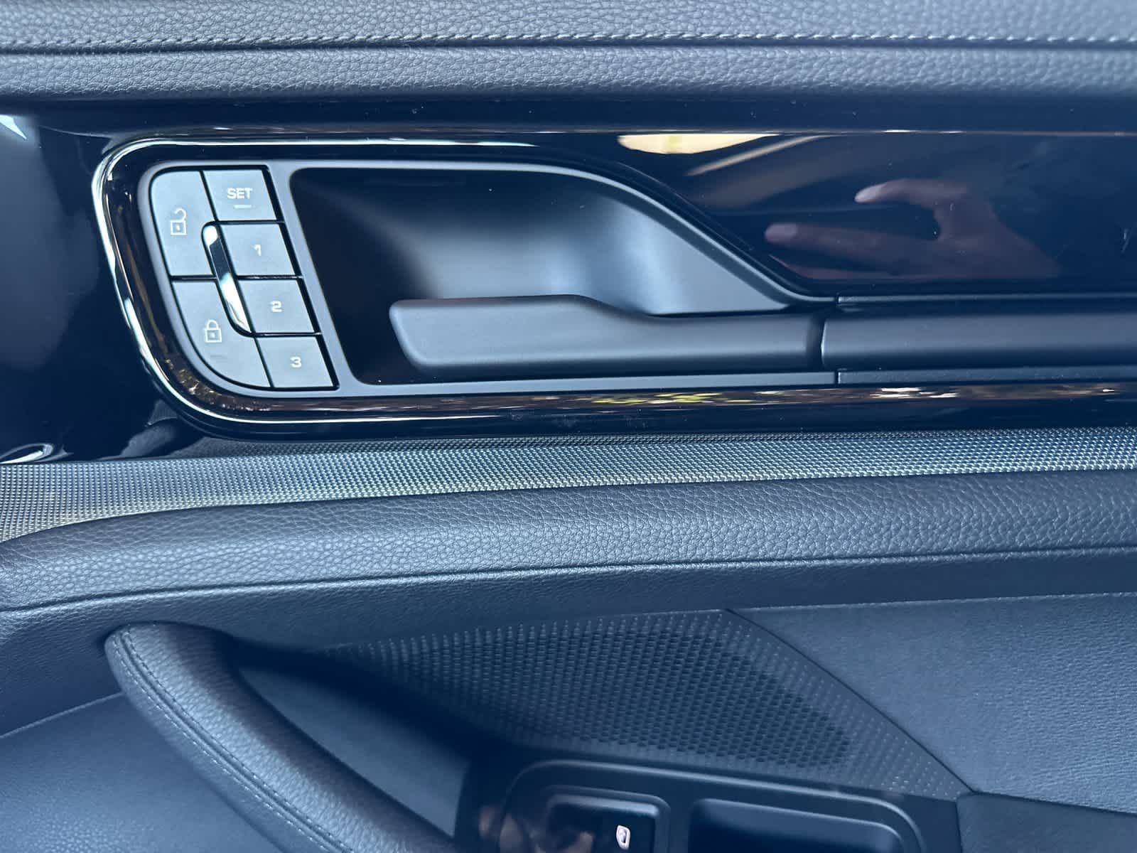 2026 Porsche Panamera Base