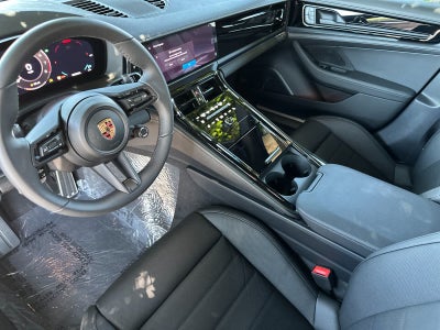 2026 Porsche Panamera Base
