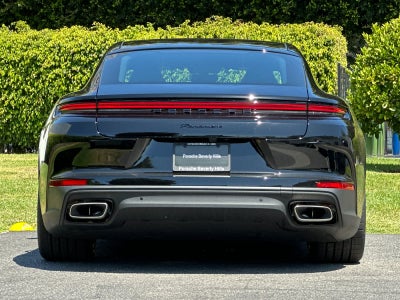 2026 Porsche Panamera Base