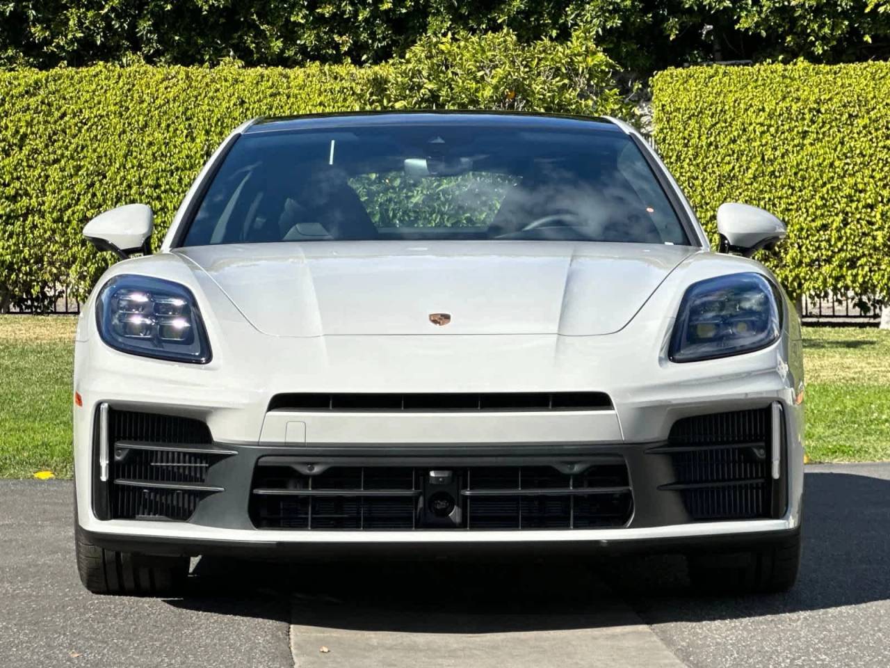 2026 Porsche Panamera 4