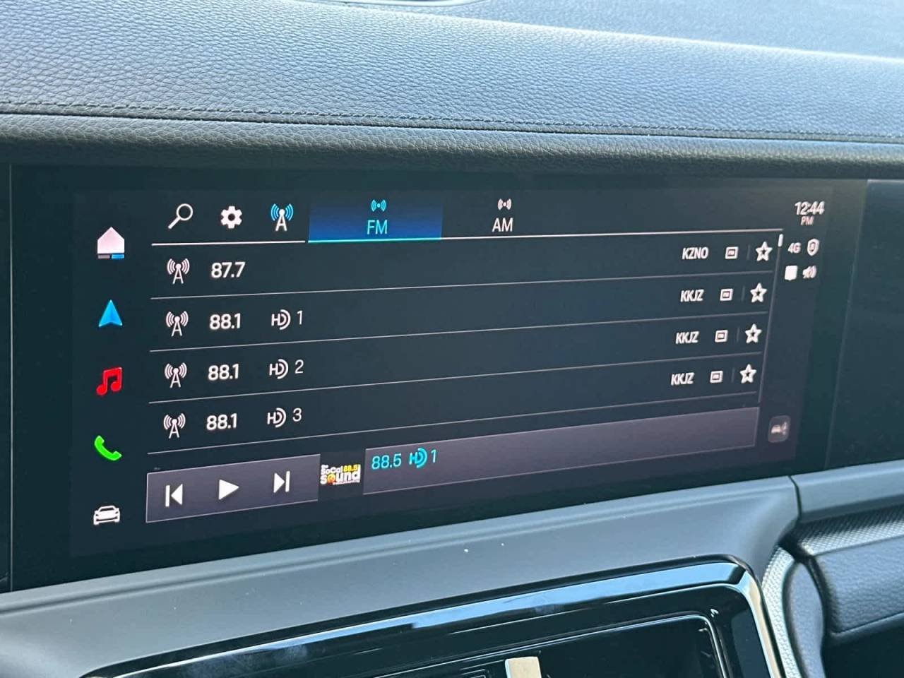 2026 Porsche Panamera 4