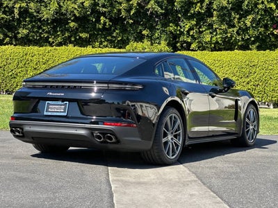 2026 Porsche Panamera RWD