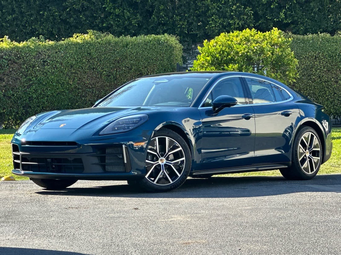 2026 Porsche Panamera