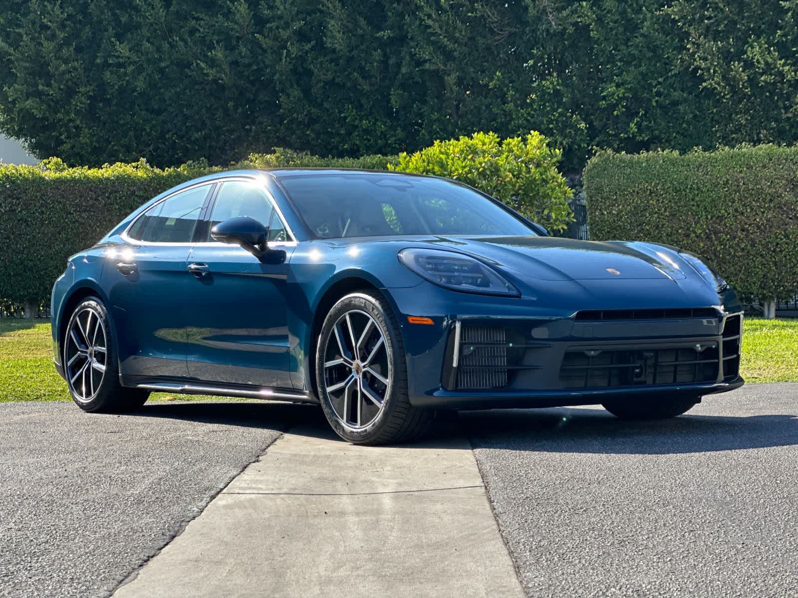 2026 Porsche Panamera Base