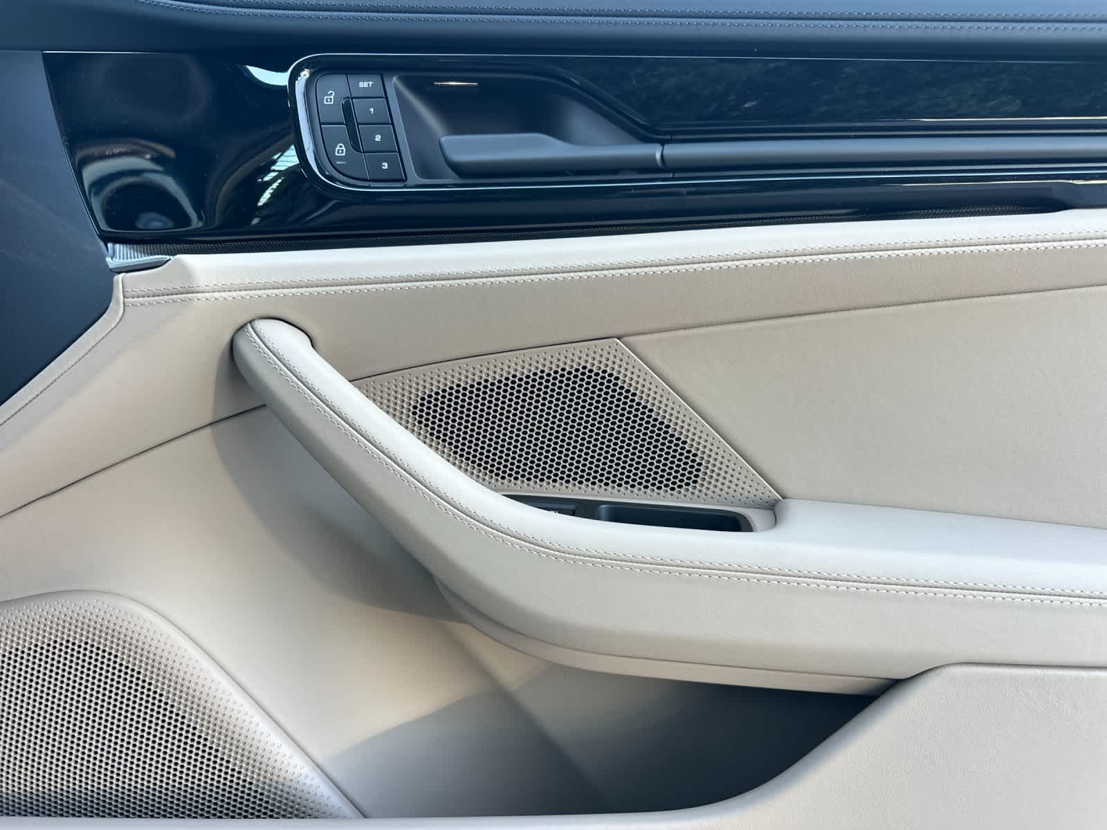 2026 Porsche Panamera Base