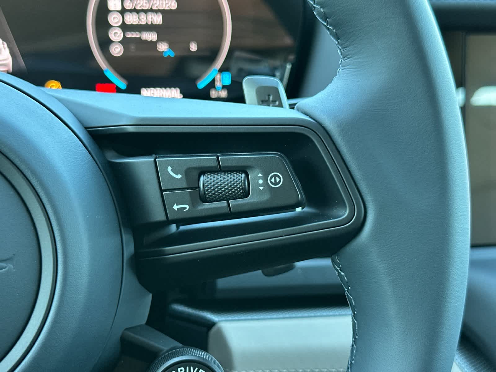 2026 Porsche Panamera Base