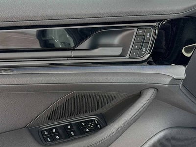 2026 Porsche Panamera 4