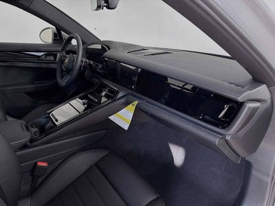 2026 Porsche Panamera 4