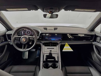 2026 Porsche Panamera 4