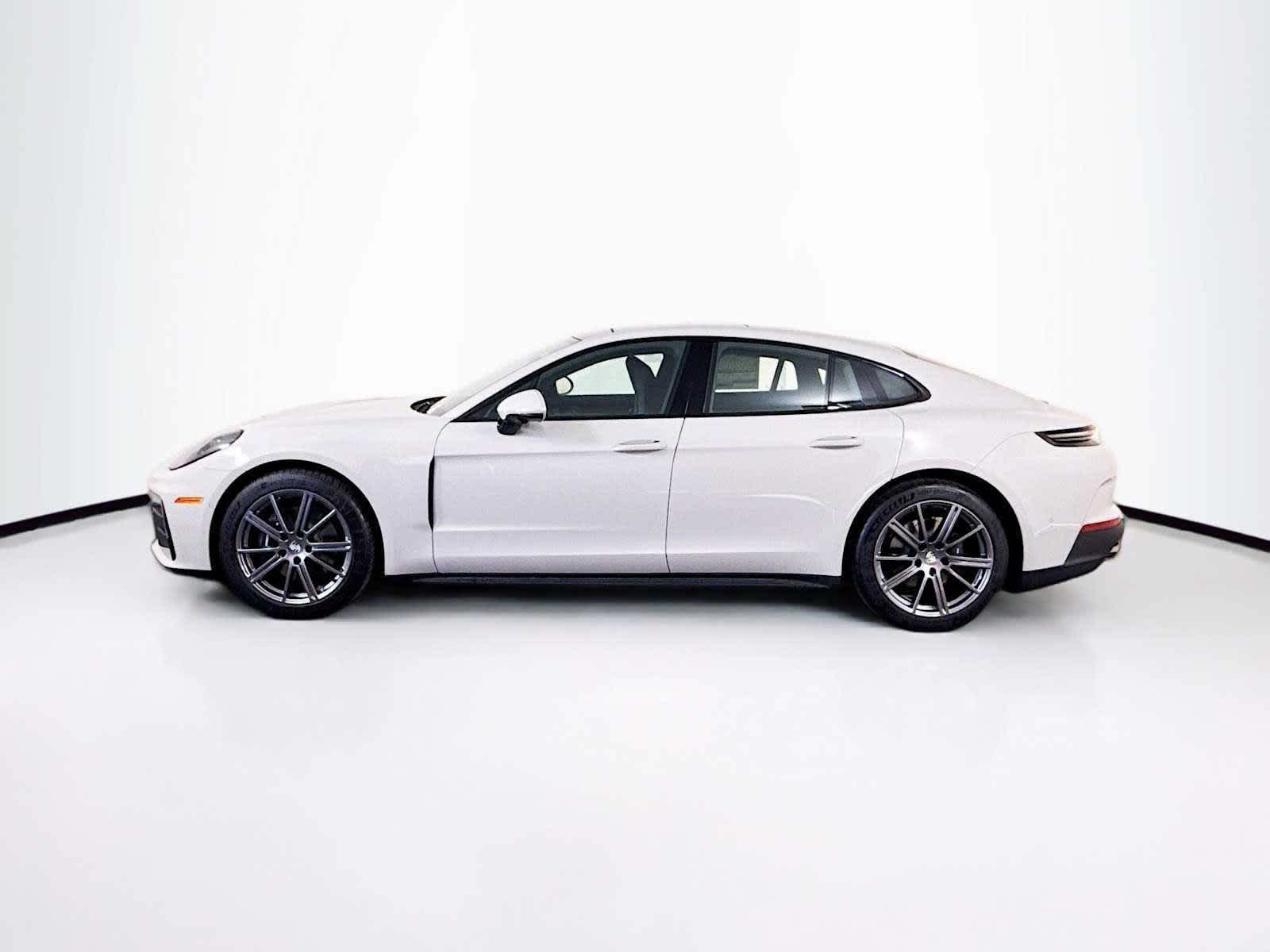 2026 Porsche Panamera Panamera