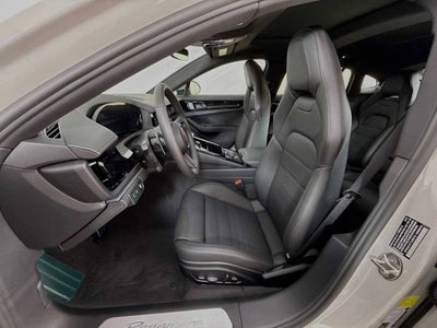 2026 Porsche Panamera 4