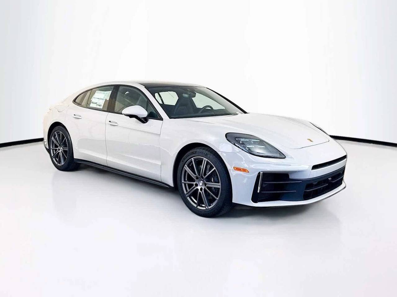 2026 Porsche Panamera 4