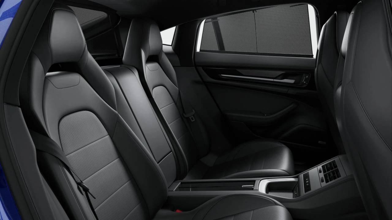 2026 Porsche Panamera RWD