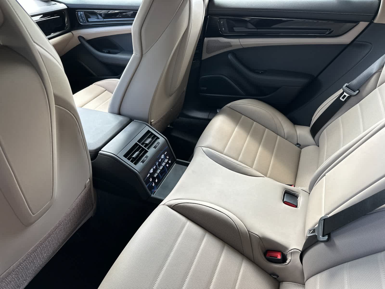 2026 Porsche Panamera Panamera