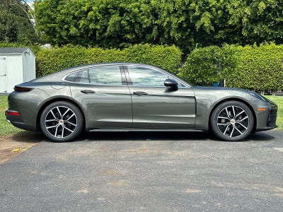 2026 Porsche Panamera Panamera