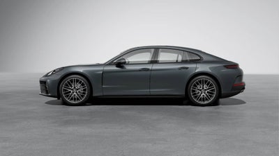 2024 Porsche Panamera 4