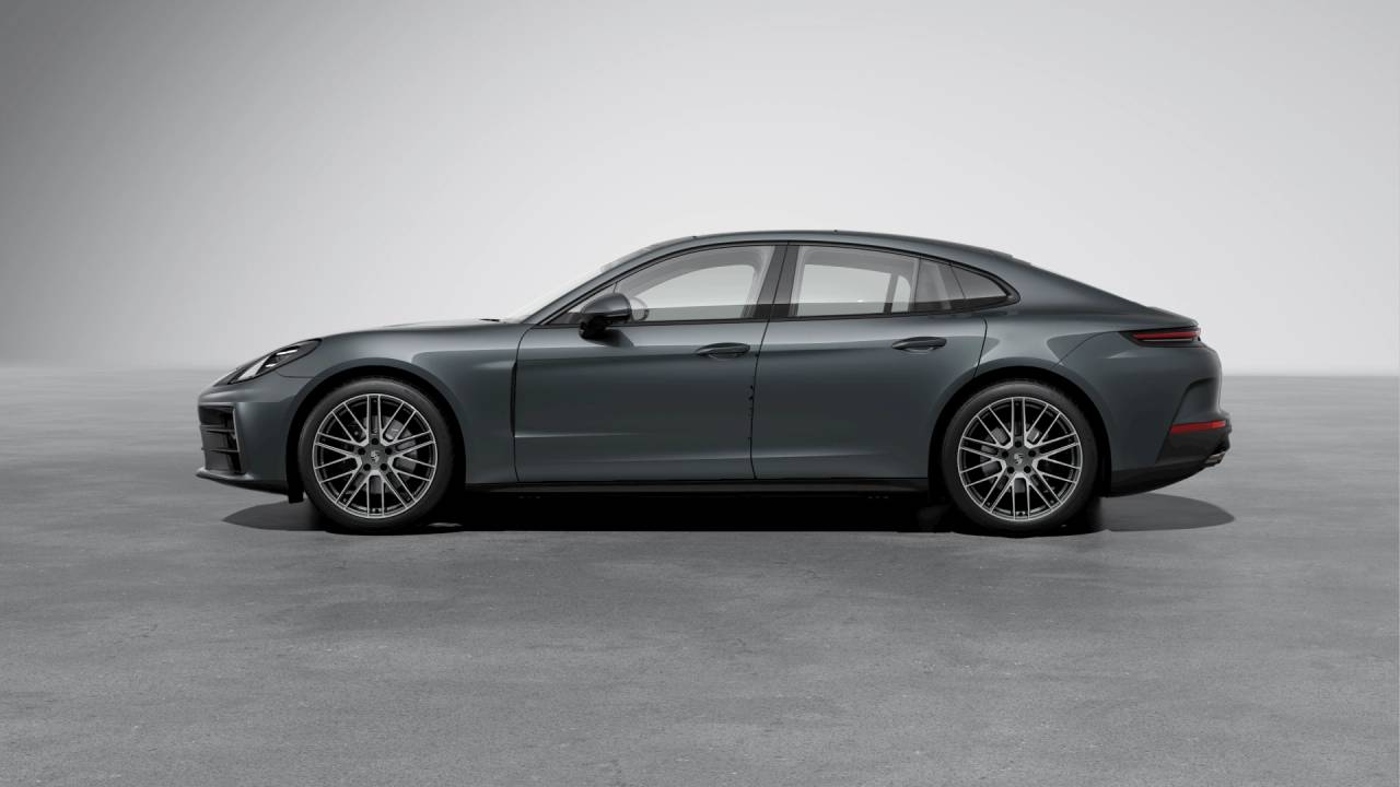 2024 Porsche Panamera 4
