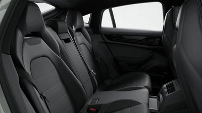 2026 Porsche Panamera RWD