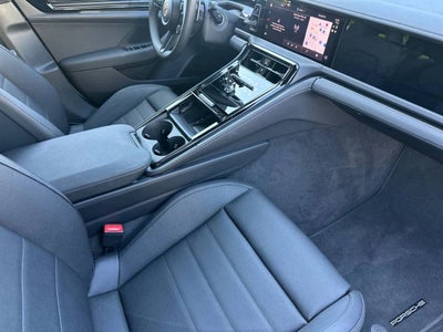 2026 Porsche Panamera Base