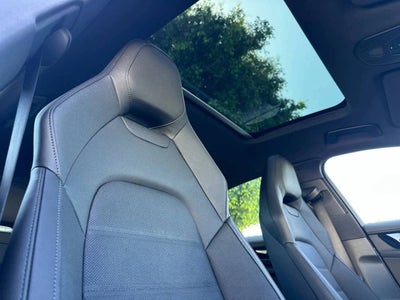 2026 Porsche Panamera Base